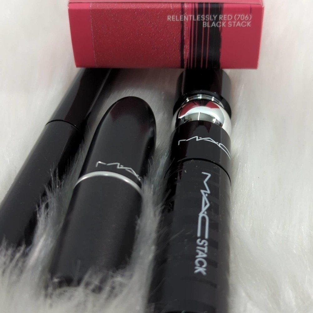 MAC 3-Pc. Lashes To‎ Lips Superstar Set - Picture 5 of 7